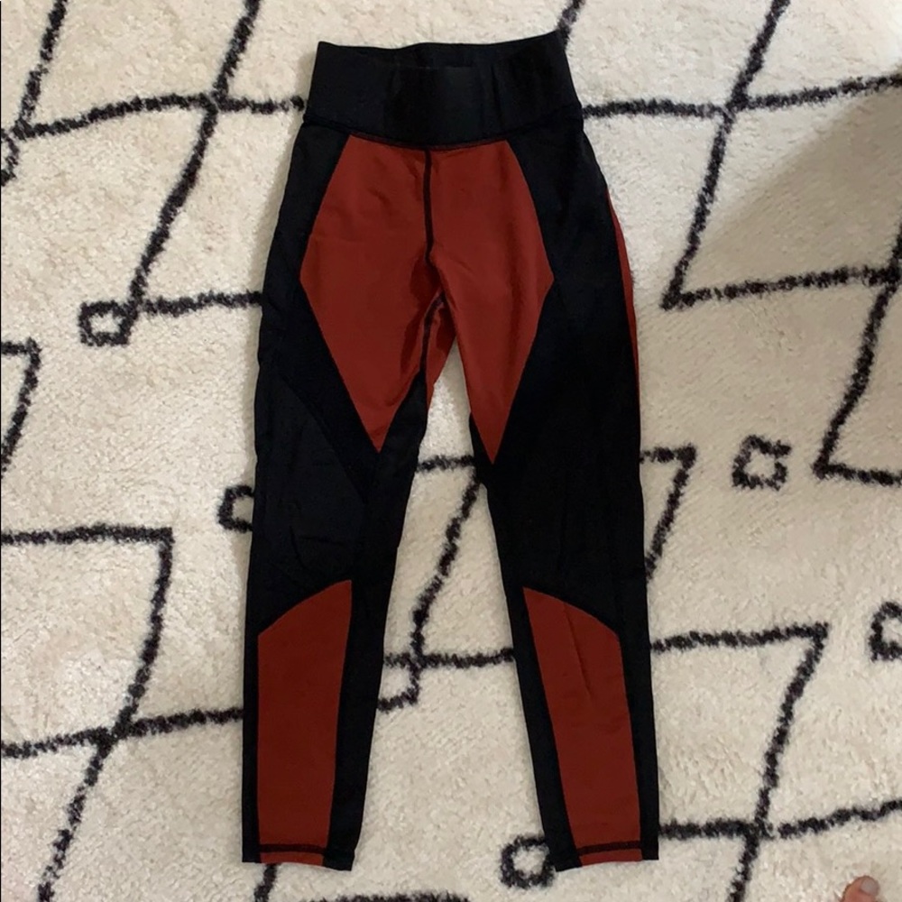 Michi workout leggings